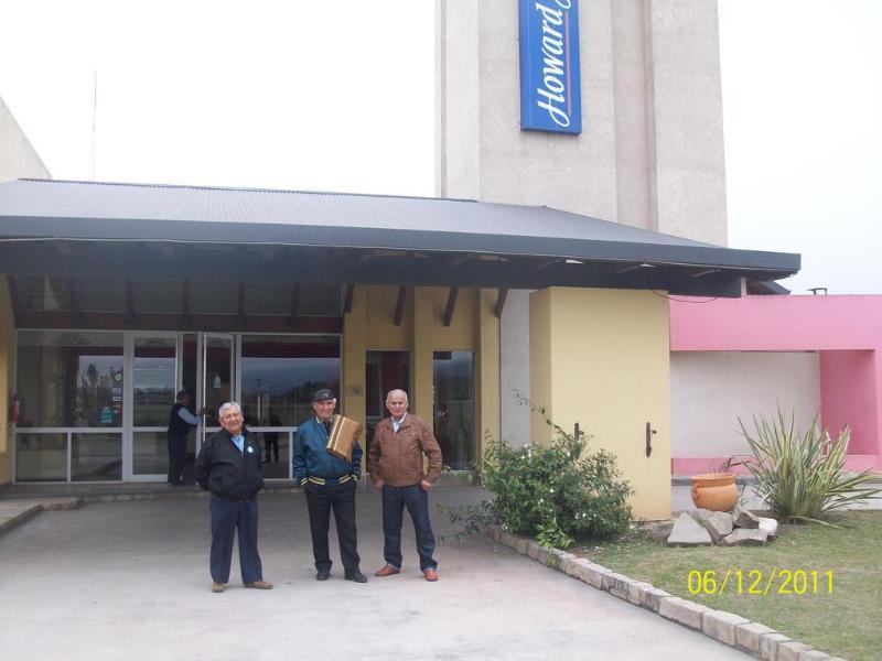 Howard Johnson Inn Rosario De La Frontera Exterior foto